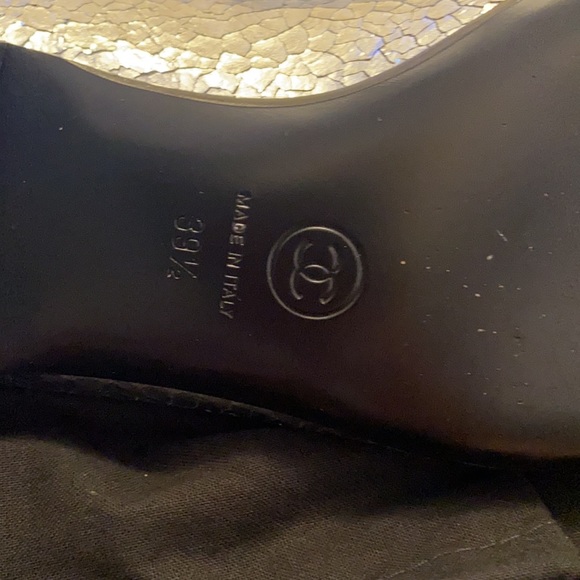 Chanel Leather Loafers Silver NWT size 39.5 made in Italy. - Picture 6 of 9